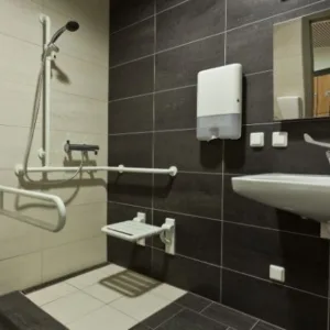 Streamlined Bath Nook