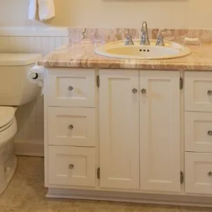 Woodgrain Harmony Bath Space